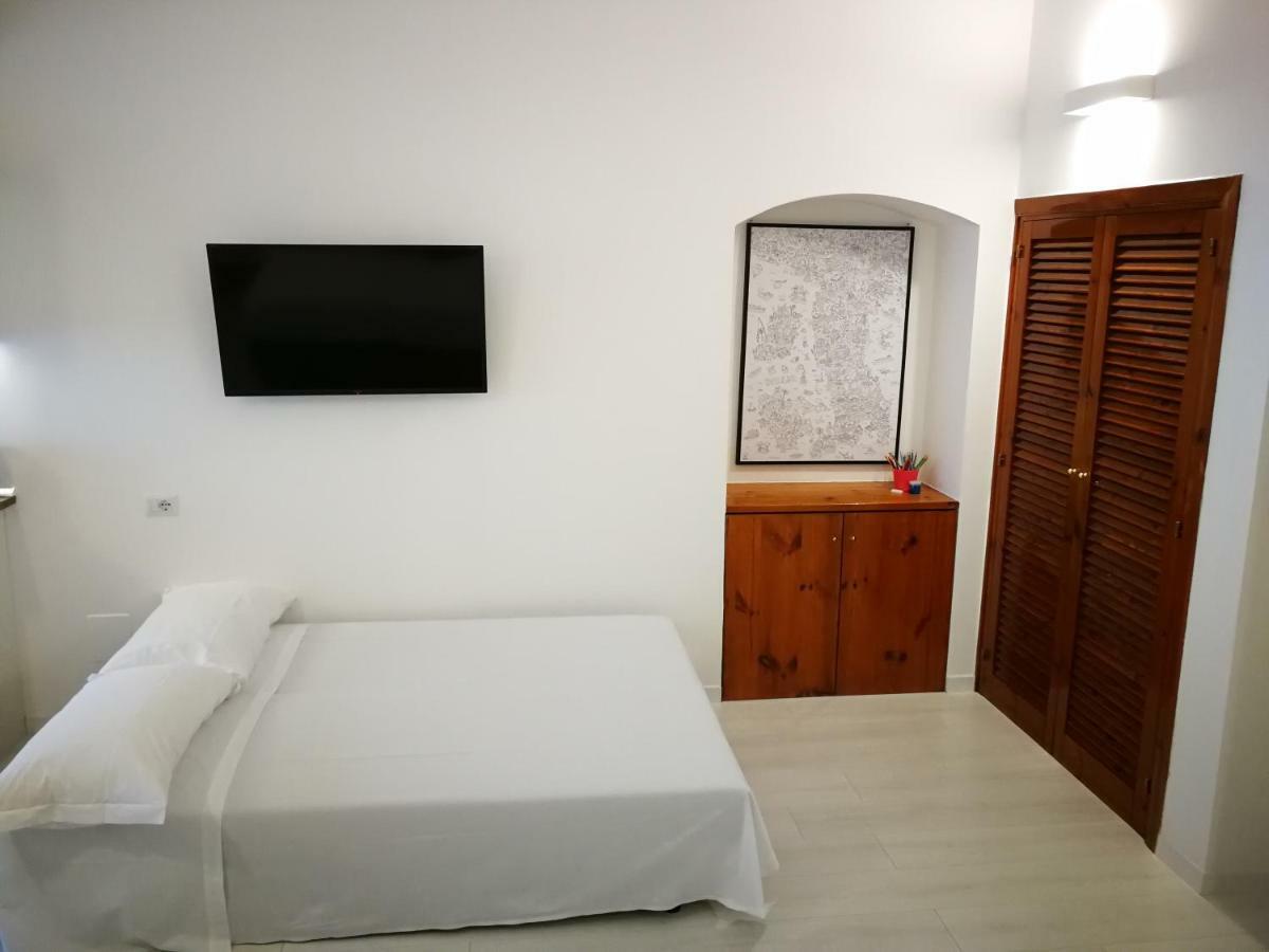 Carulli 69 - Flexible Check-In Apartments Bari Exterior photo